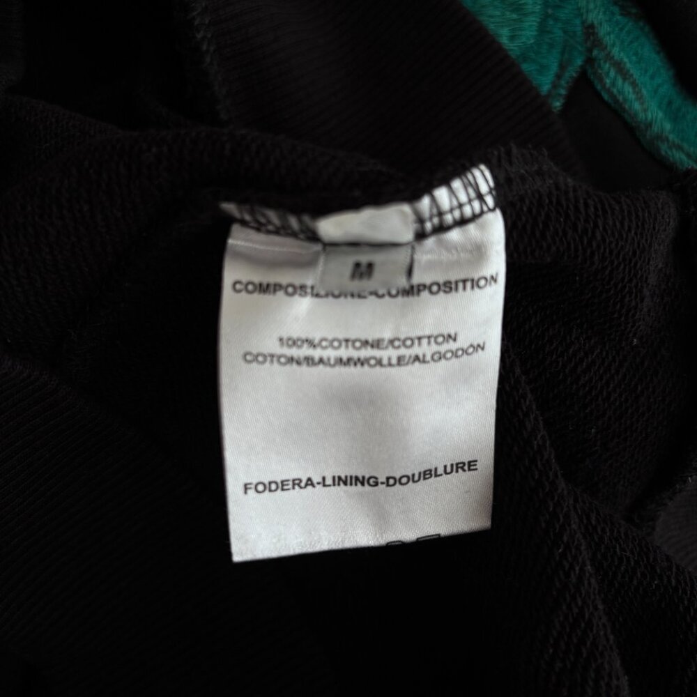 GUCCI Men's Black Leopard Appliqué Logo Print Crewneck Sweatshirt - Picture 6 of 7